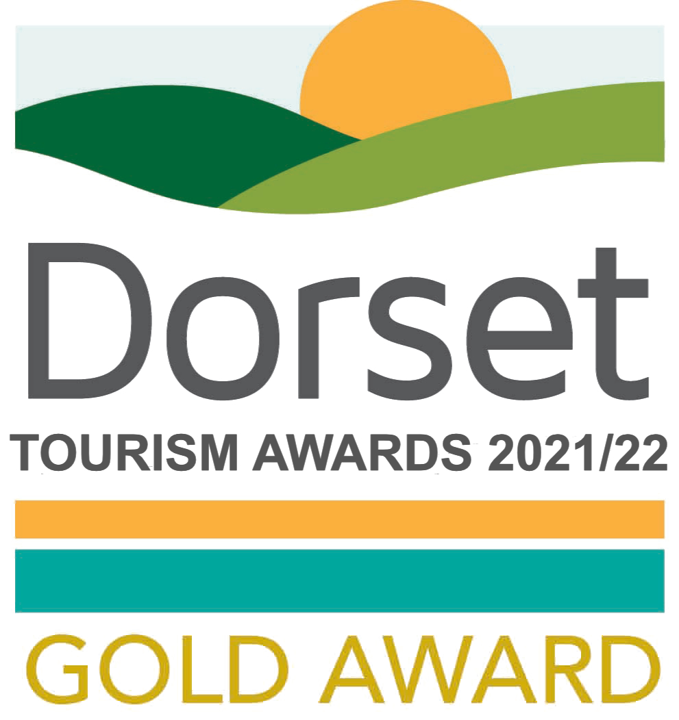 Dorset Tourism awards 2021-22 badge
